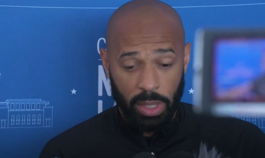 Un Journaliste Britannique Envoie Thierry Henry En 2e Division Anglaise