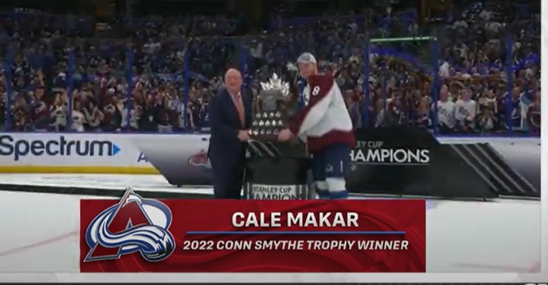 Cale Makar Remporte Le Trophée Conn Smythe 